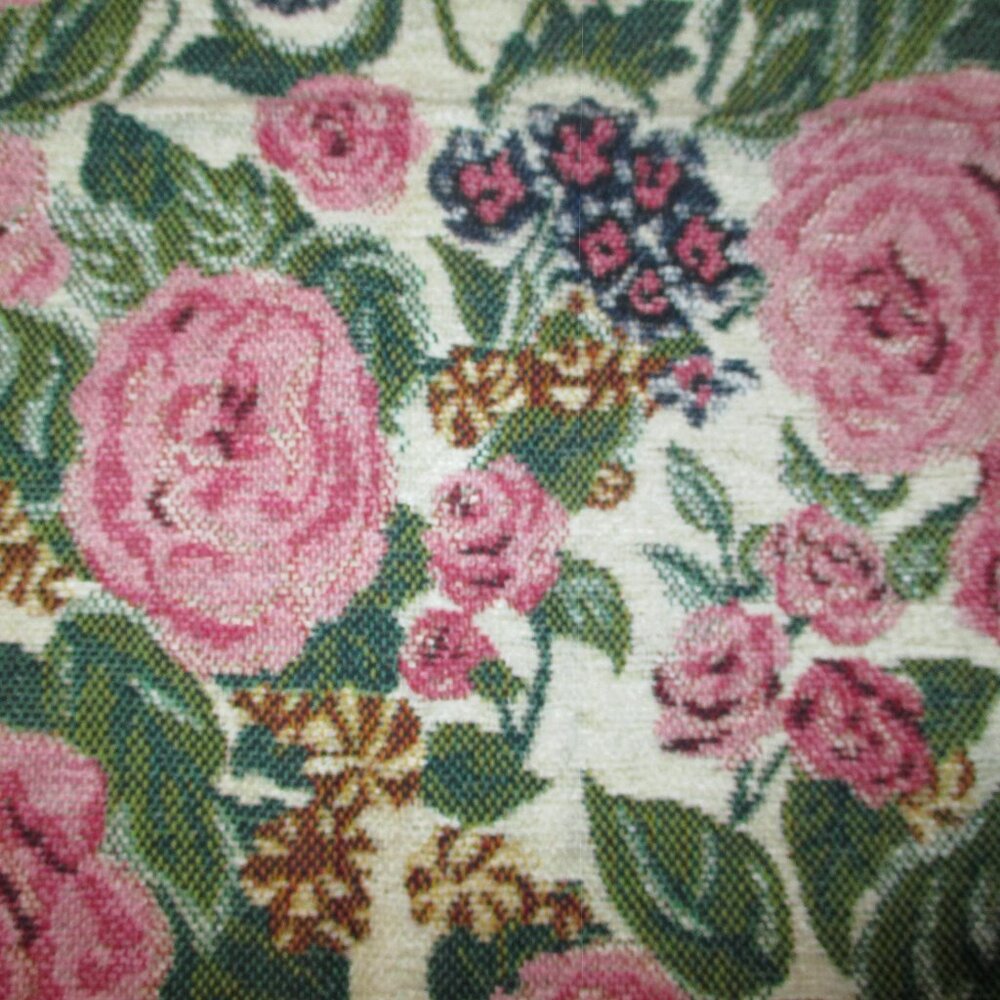 Weaved Rose Throw - Picture 5 of 11